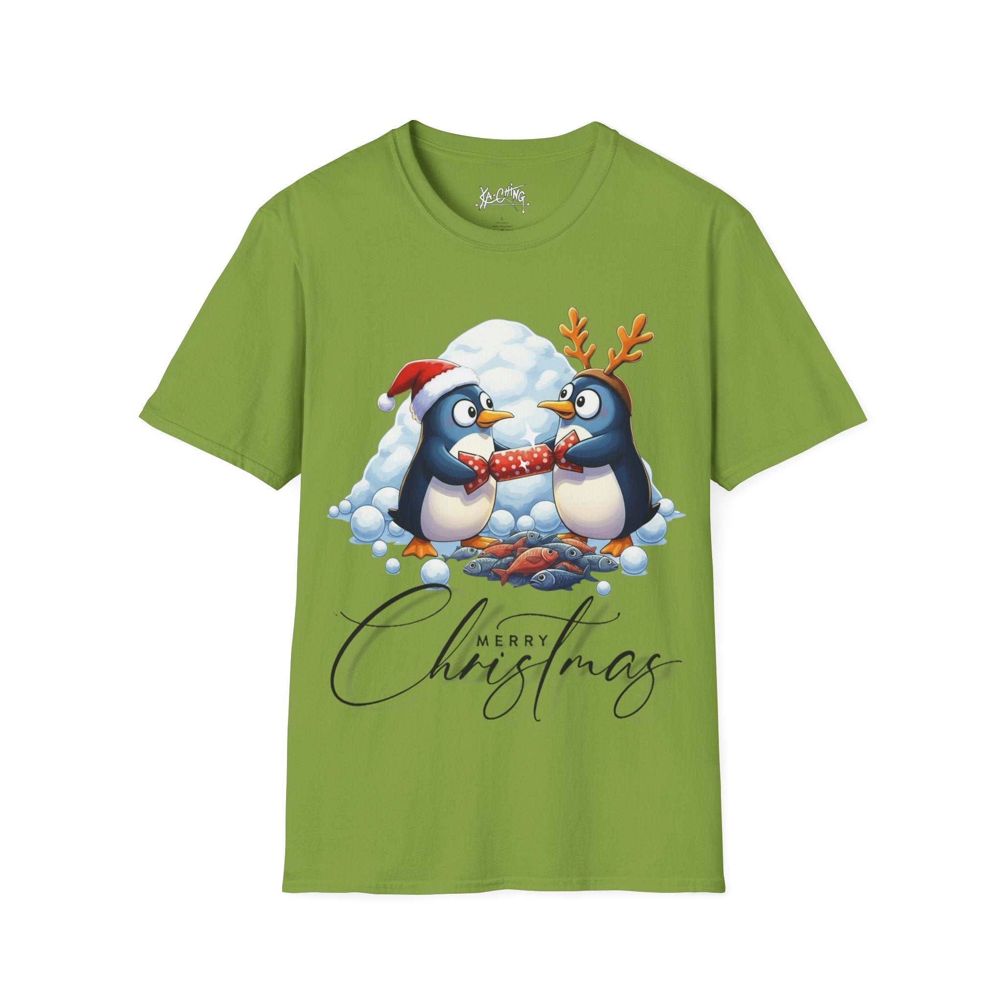 Christmas Penguins cracker Graphic Tee